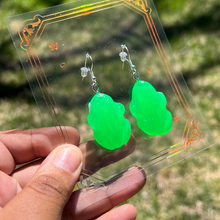 Load image into Gallery viewer, Gummy Frog Keychain