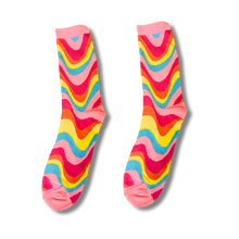 Load image into Gallery viewer, Retro Wavy Socks