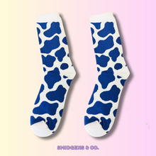 Load image into Gallery viewer, Purple Cow Socks