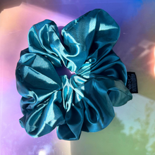 Load image into Gallery viewer, Blue Jumbo Hair Scrunchie