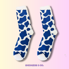 Load image into Gallery viewer, Purple Cow Socks
